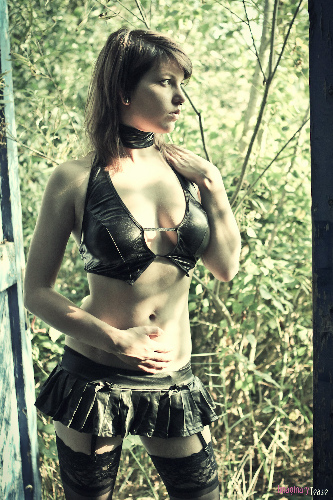First image of the sexy gallery Rianne - Nature