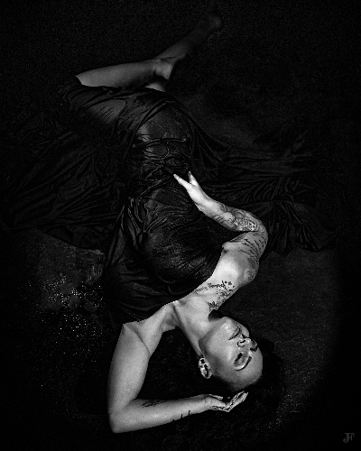 First image of the sexy gallery Miss Maya - Gentle Cold