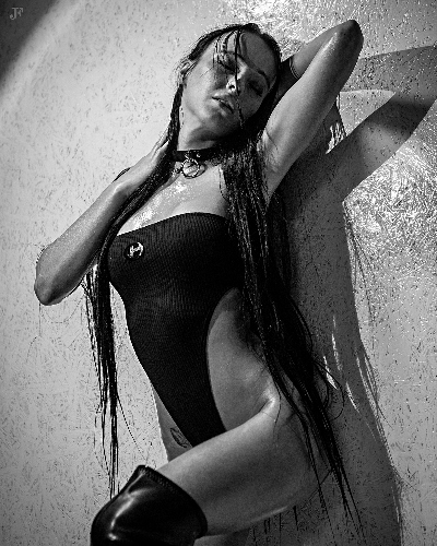 First image of the sexy gallery Jill - Knowledge